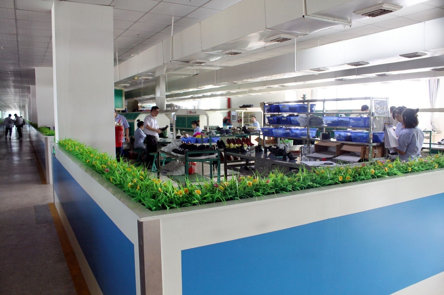 Shenzhen Haixincheng Technology Co.,Ltd manufacturer production line